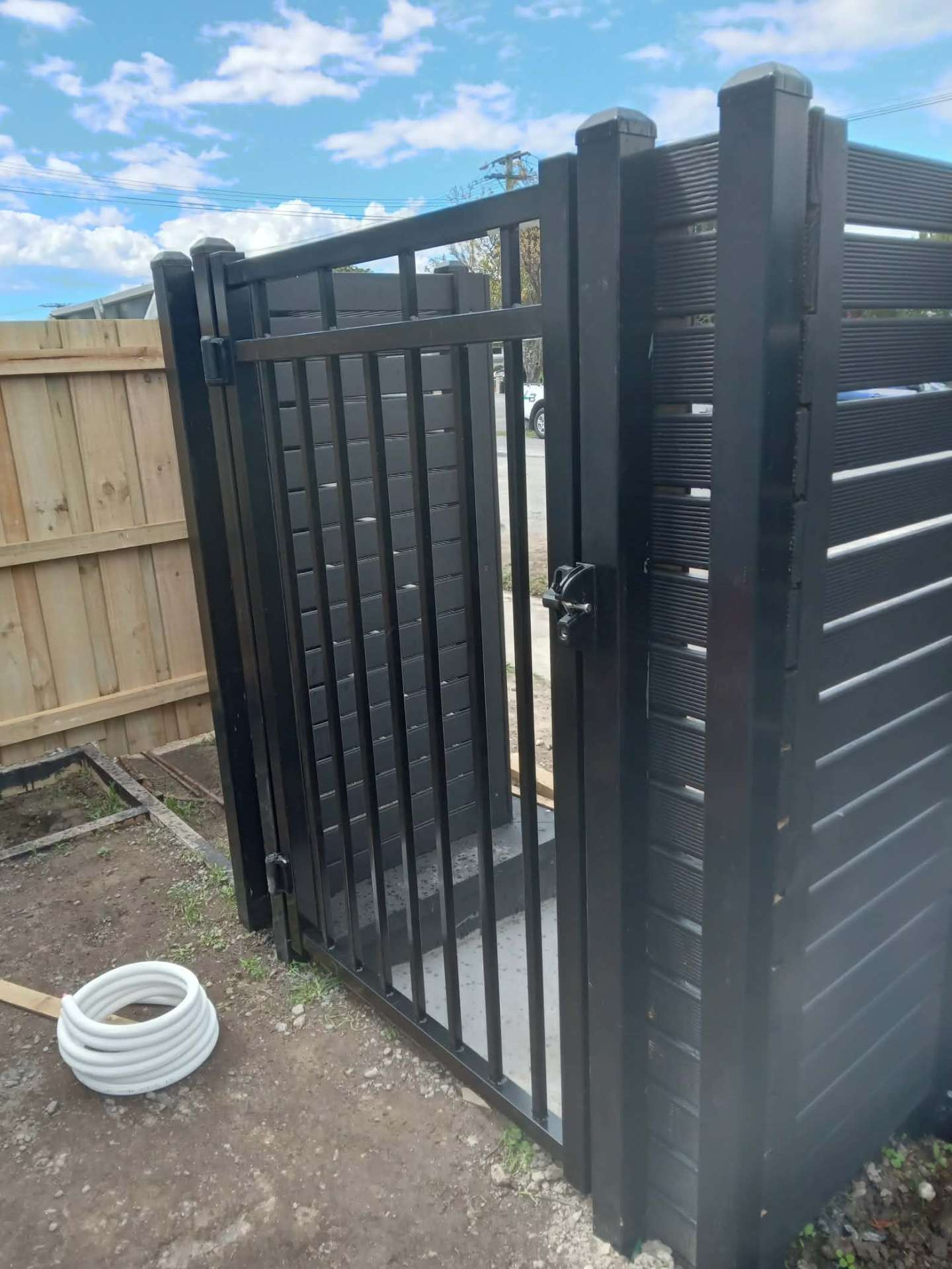 Black metal side gate